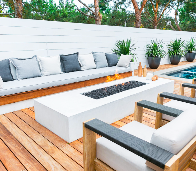 Deck Contractors and Builders in Los Angeles Fire Pit and Wood Deck