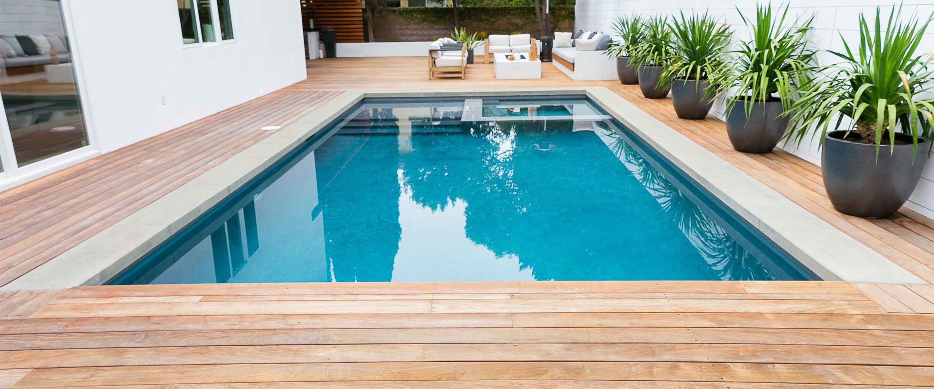 Pool Remodeling Transforms Your Backyard into a Luxurious Oasis 