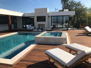 Durable composite deck material for long-lasting beauty 